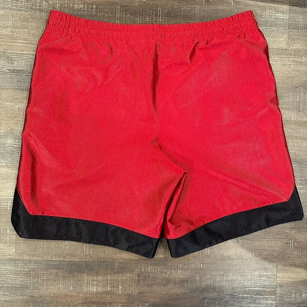 Nike‎ Basketball Shorts Mens Large Red Mesh Athletic Gym Shiny Y2K 8.5 Inseam